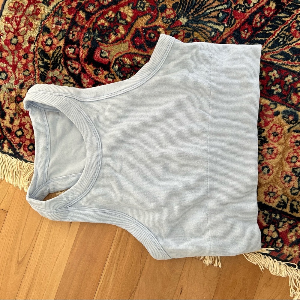 Alo blue cropped tank